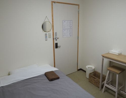 セミダブルベッドのお部屋です。