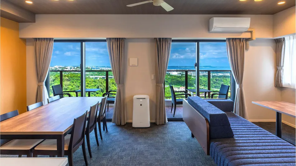 YENN_S MARINA inn. RYCOM
