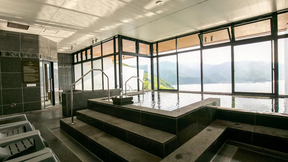 Amami Onsen Yamato Hanahana Beach Resort