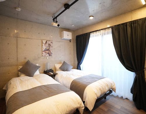 寝室2シングルベッド２台のお部屋です
