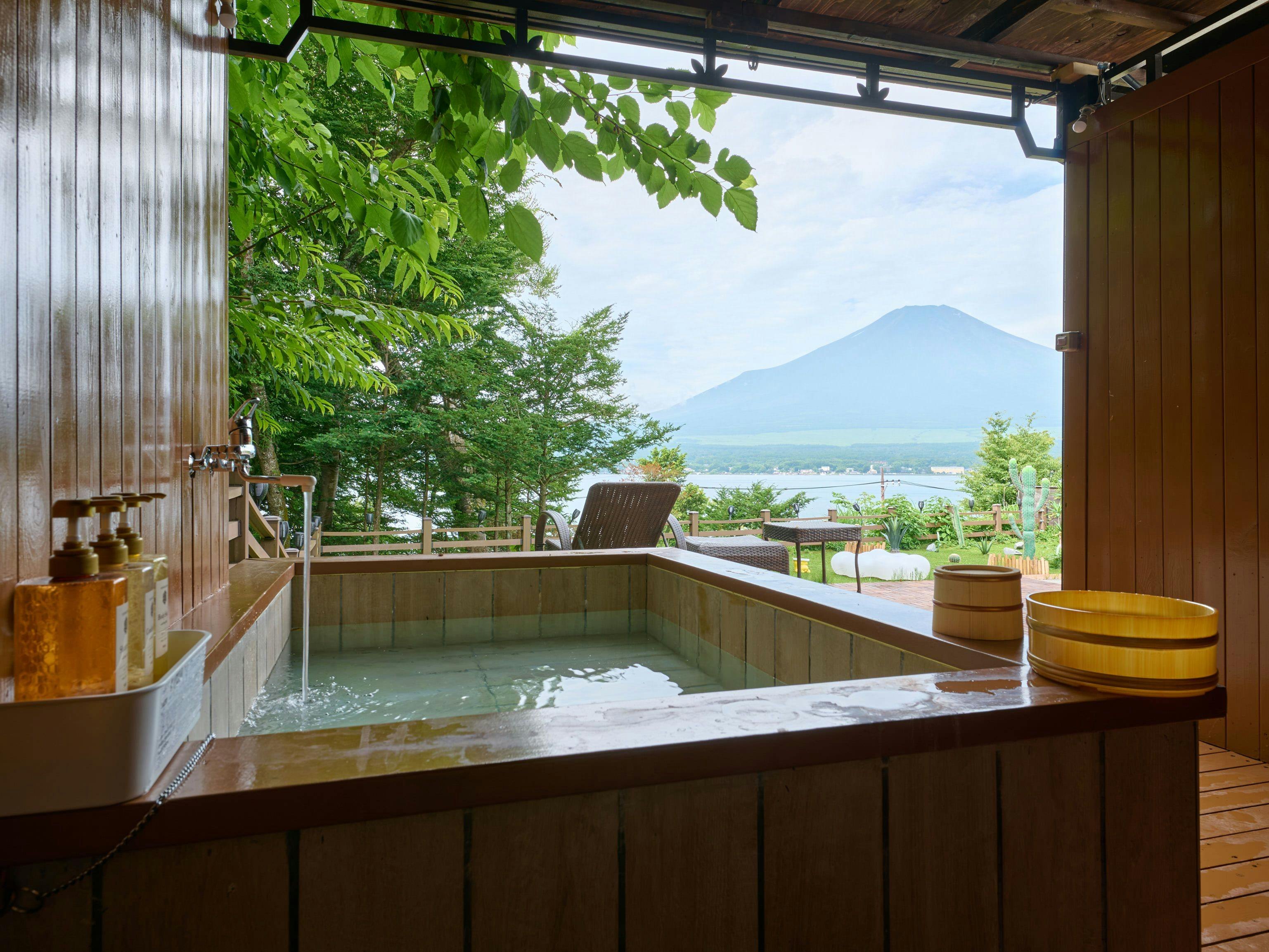 Godere Hotel Fuji Yamanakako tabist