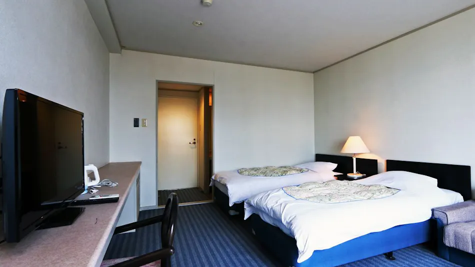 Hotel & Restaurant Rupoze Makino