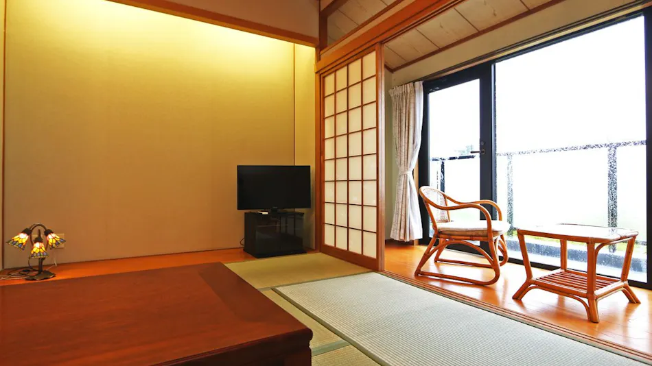 Hotel & Restaurant Rupoze Makino