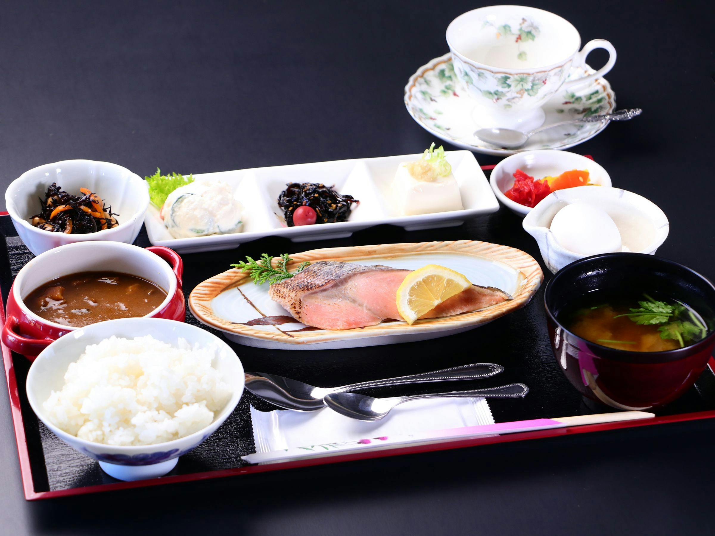 Hotel & Restaurant Rupoze Makino
