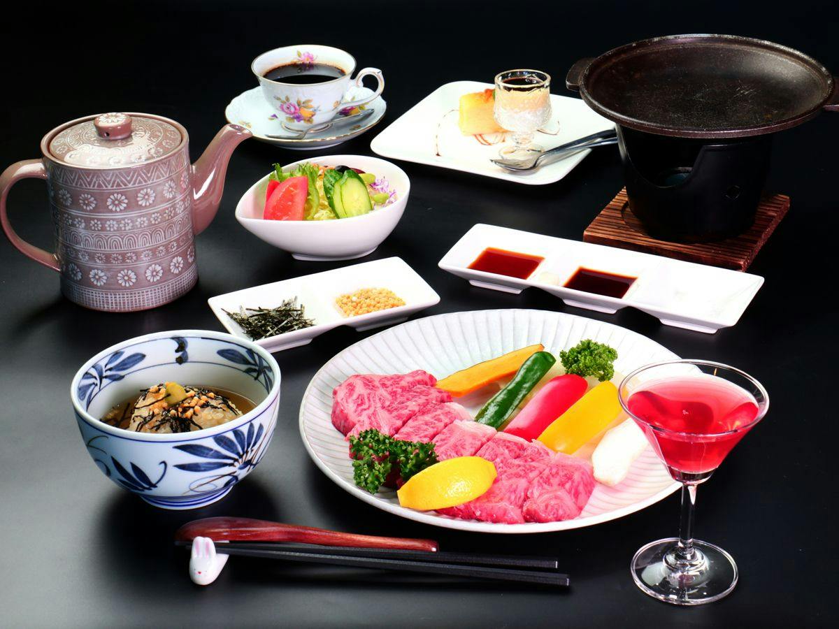 Hotel & Restaurant Rupoze Makino