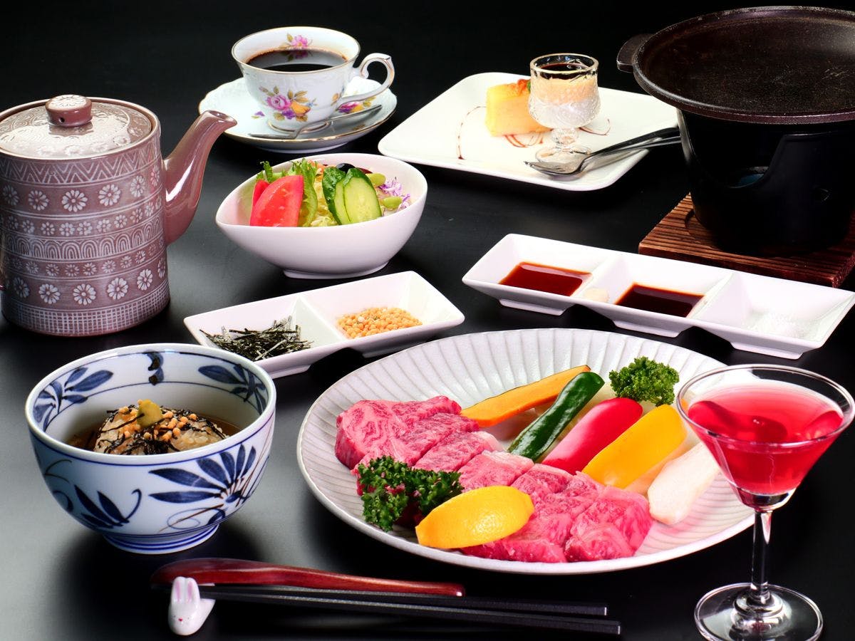 Hotel & Restaurant Rupoze Makino