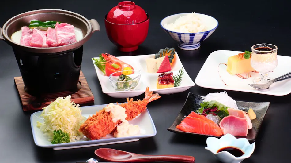 Hotel & Restaurant Rupoze Makino