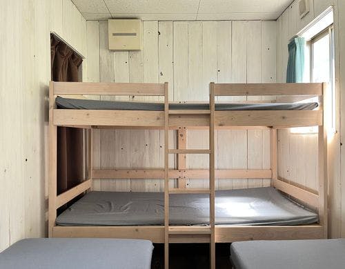 SEAコテージ◇２段ベッド１台と他ベッド*