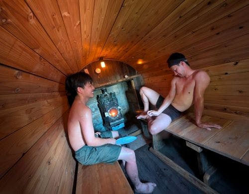 サウナ◇オーナーこだわりの手作りサウナ