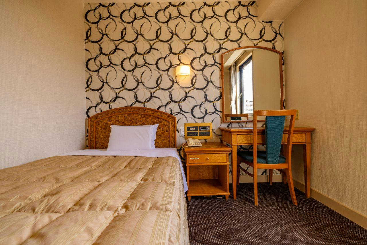 Fukuyama Rose Garden Hotel