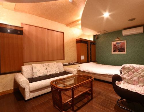 ダブルルーム一例*