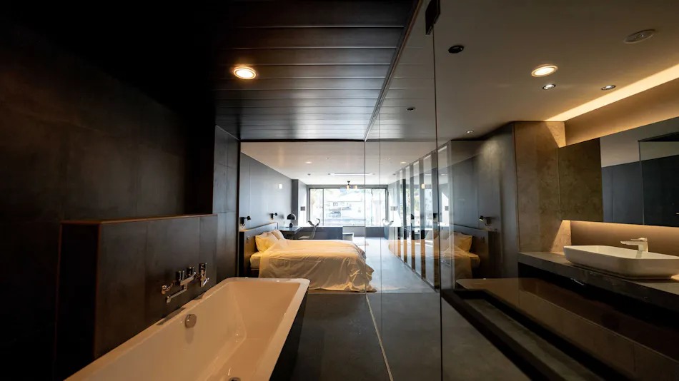 M's BASE RESORT