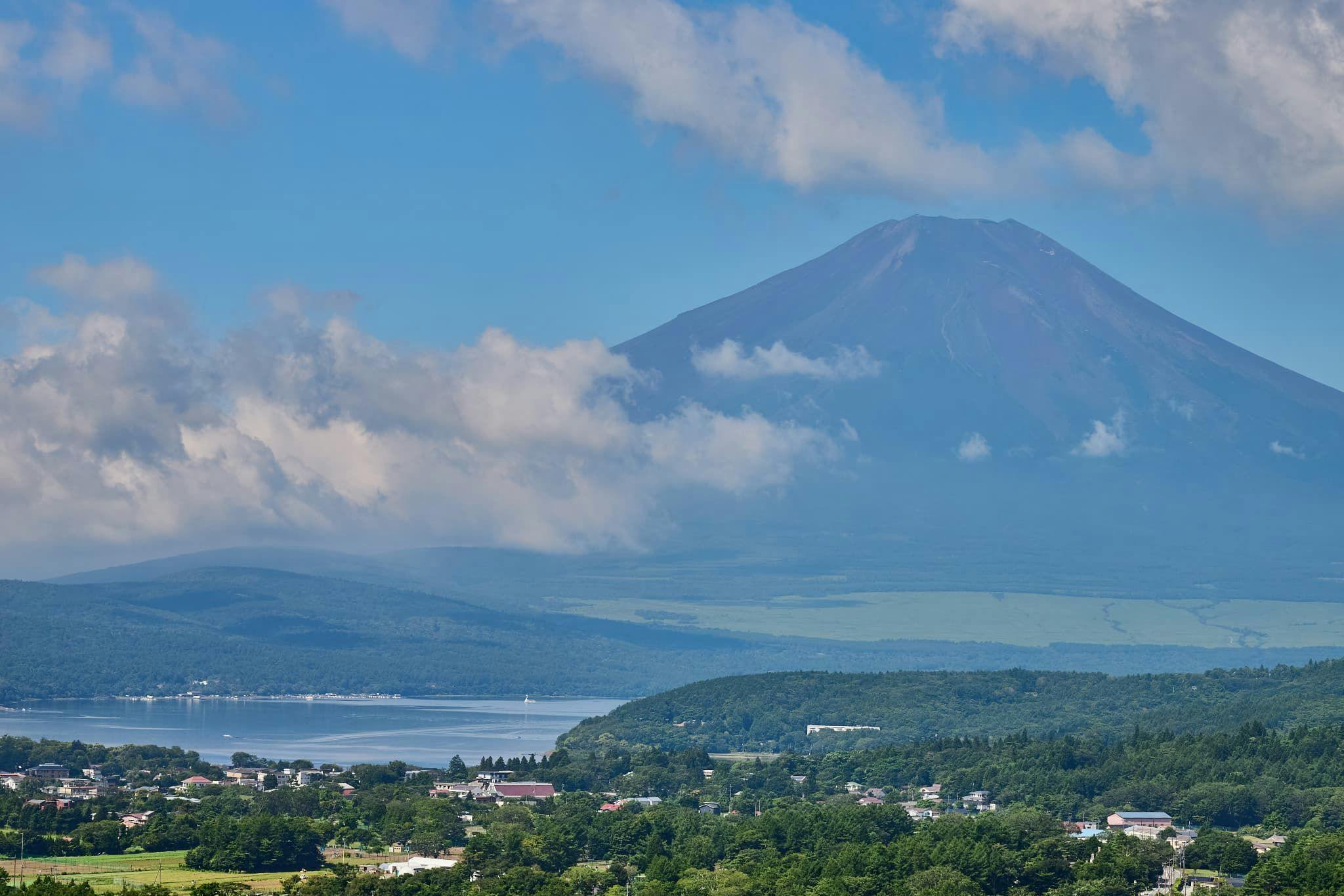 The No.10 Fuji Yamanakako