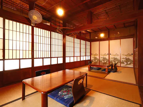 【พักผ่อนสบาย (ที่นั่งแรก + ที่นั่งที่สอง)】