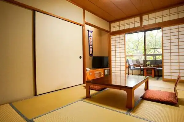 Kamar bergaya Jepang 8 tatami