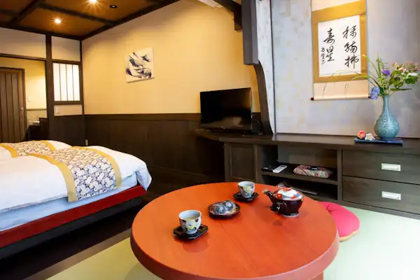 Kamar Gaya Jepang dan Barat, 8 Tatami