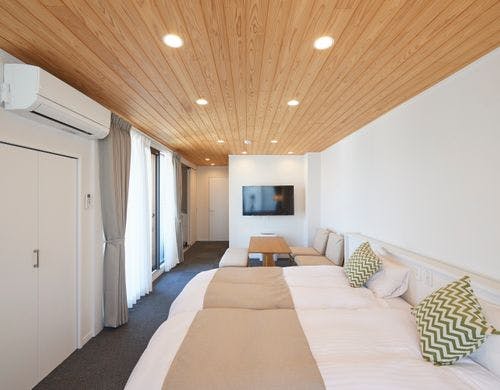 ハリウッドツイン（HOLLYWOOD TWIN）