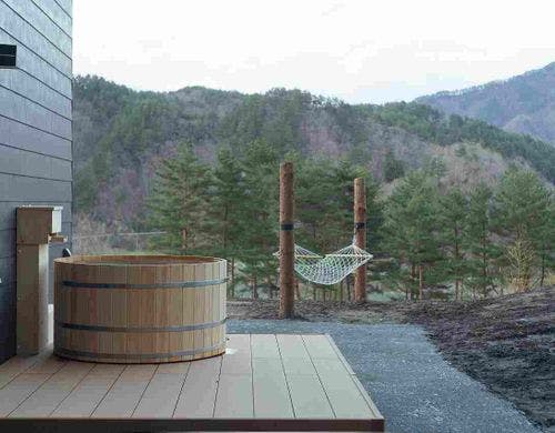 and time 露天風呂