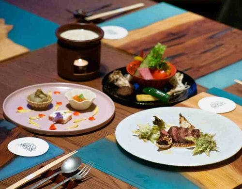 地元の恵みを生かしたコース料理