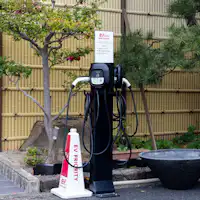 Fasilitas pengisian daya kendaraan listrik