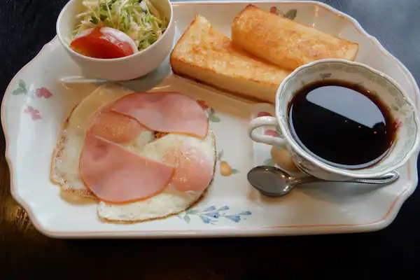 ชุดอาหารตะวันตก
(ตัวอย่าง)