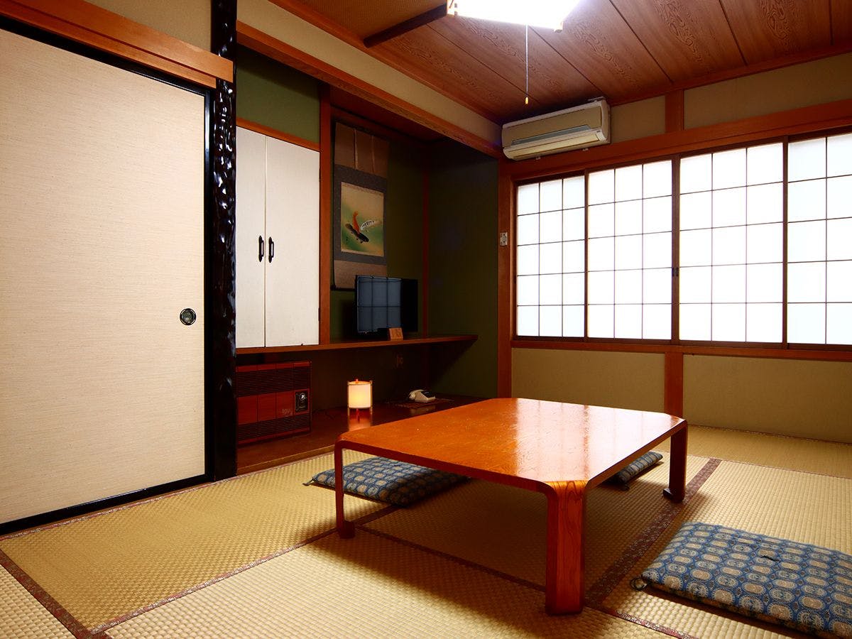 ห้องพักสไตล์ญี่ปุ่นขนาด 7.5 เสื่อ ท่ามกลางบรรยากาศที่เงียบสงบ