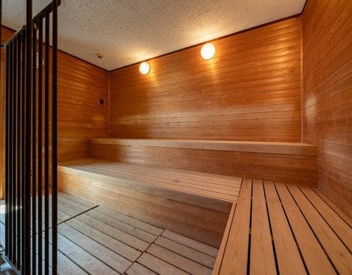【低温サウナ】