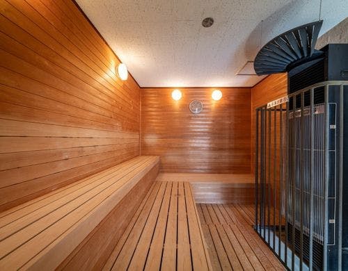 【低温サウナ】