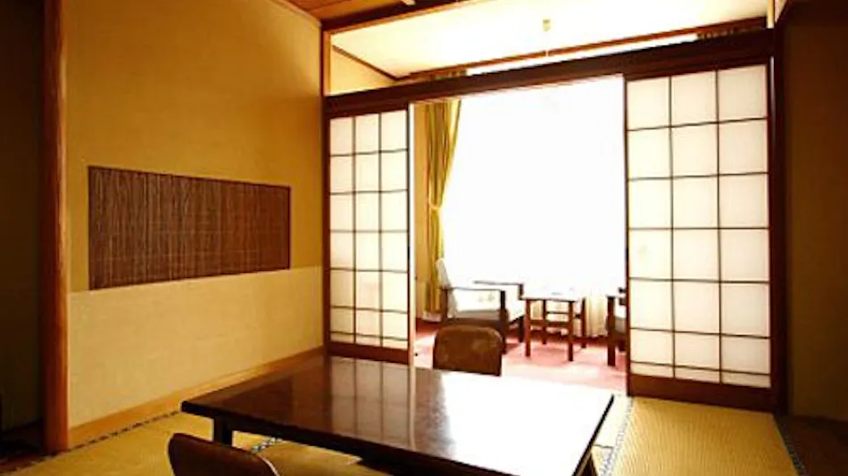 Accommodation with In-Room Dining: Nakahamaya