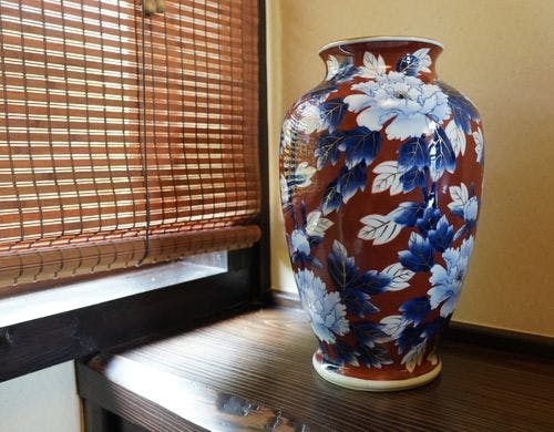 階段踊り場の装飾品