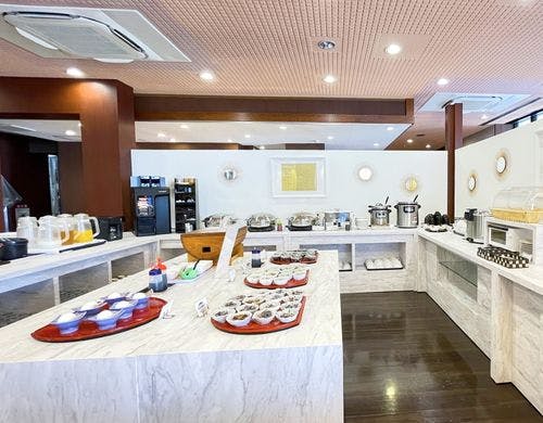 朝食バイキング