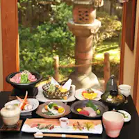 <ตัวอย่างชุดอาหารตามฤดูกาล>