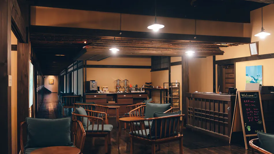 Traditional Japanese Retreat with Your Beloved Dog - Akagi Mountain - Natsukashi