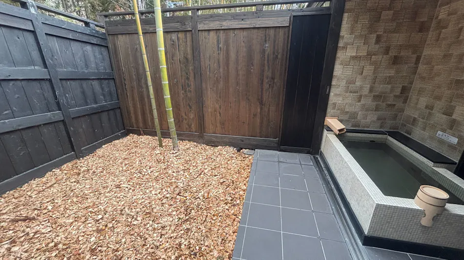 Traditional Japanese Retreat with Your Beloved Dog - Akagi Mountain - Natsukashi