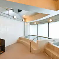 ห้องอาบน้ำรวมสำหรับผู้หญิง