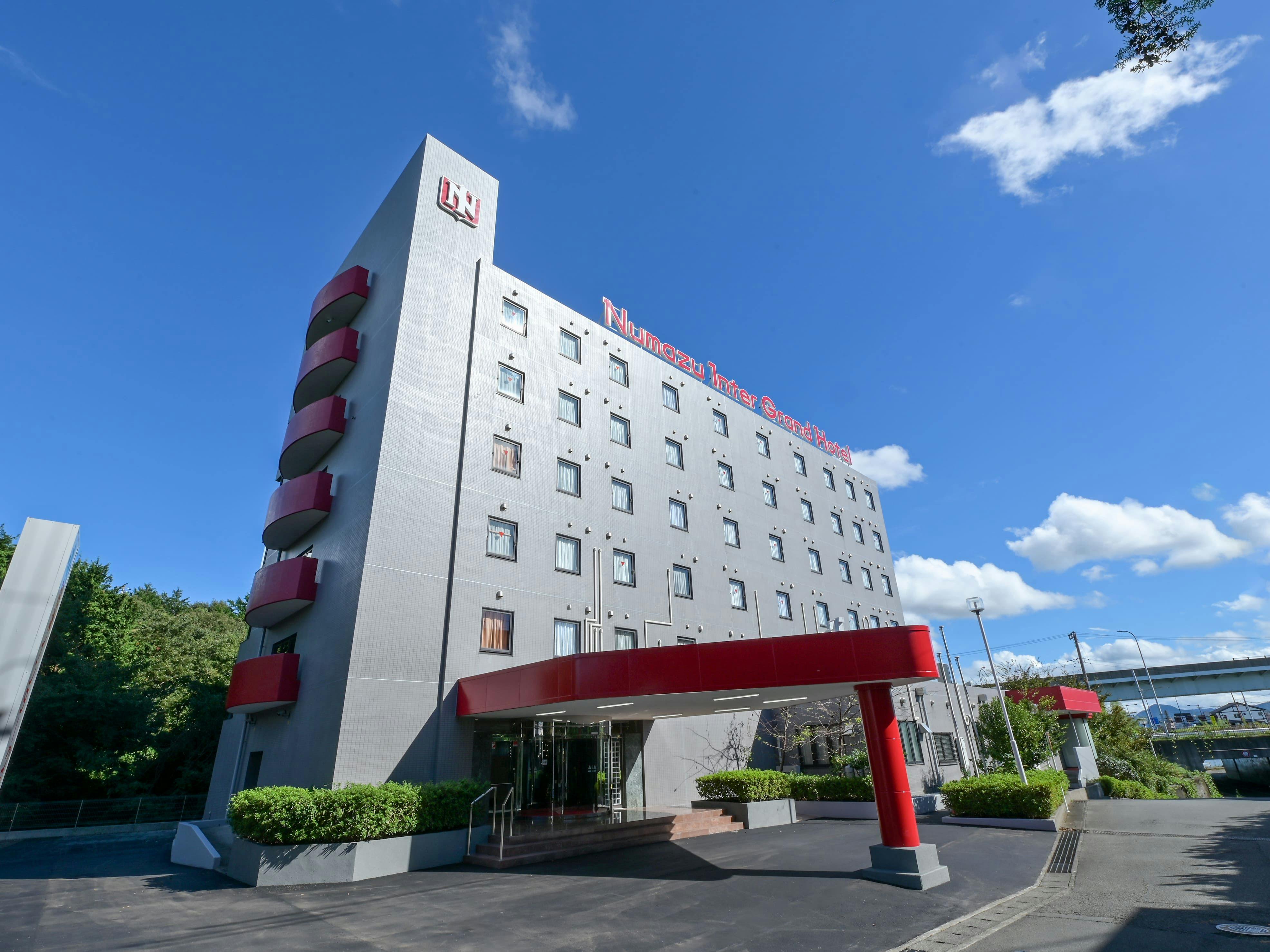 ภาพลักษณ์ภายนอก