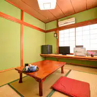 *ห้องพักสไตล์ญี่ปุ่น 6 เสื่อทาทามิ (ตัวอย่างห้องพัก)