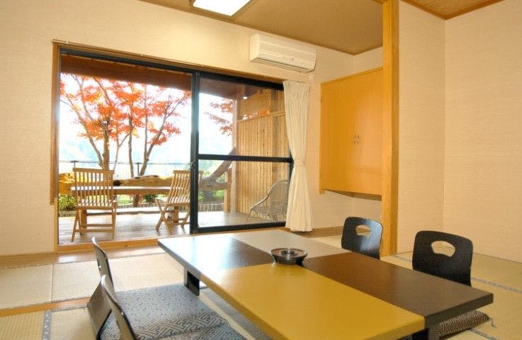 Kameyama Onsen Kosuitei Sagawa
