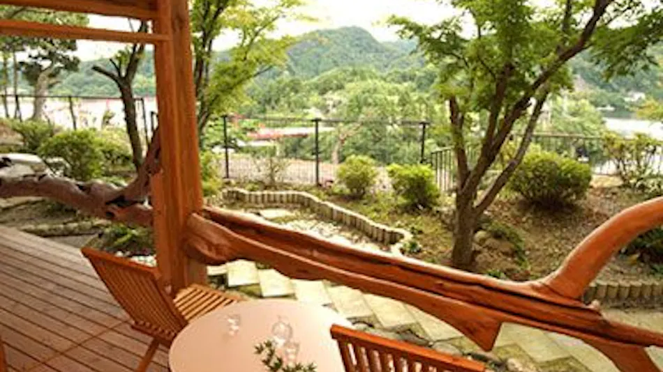 Kameyama Onsen Kosuitei Sagawa