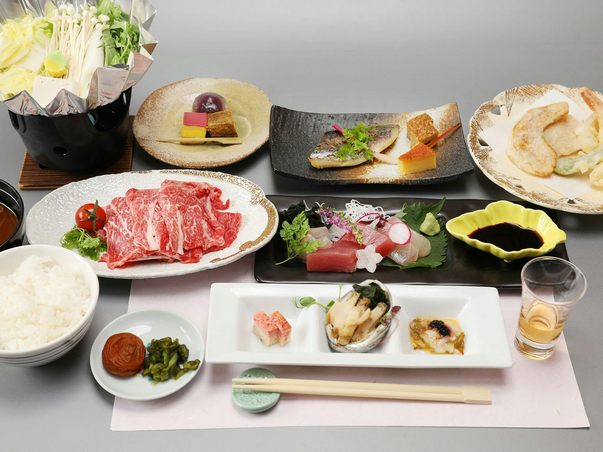 Shikino-sato YURAKU — A Resort with a View Above the Sea and Sky, Shiki