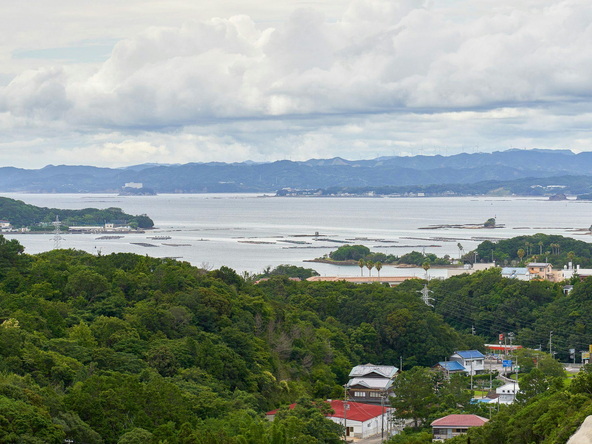 Shikino-sato YURAKU — A Resort with a View Above the Sea and Sky, Shiki