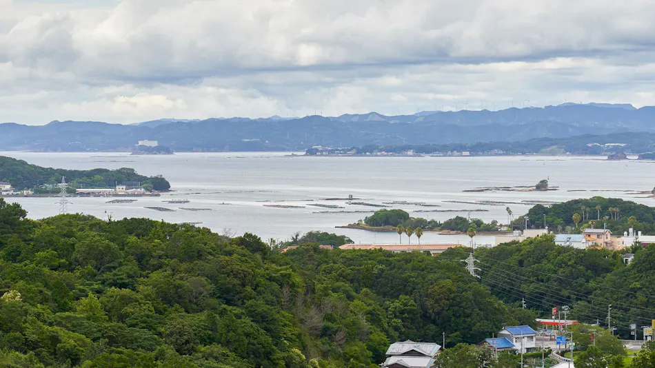 Shikino-sato YURAKU — A Resort with a View Above the Sea and Sky, Shiki
