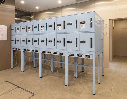 セルフロッカー（71台_宿泊者専用無料）