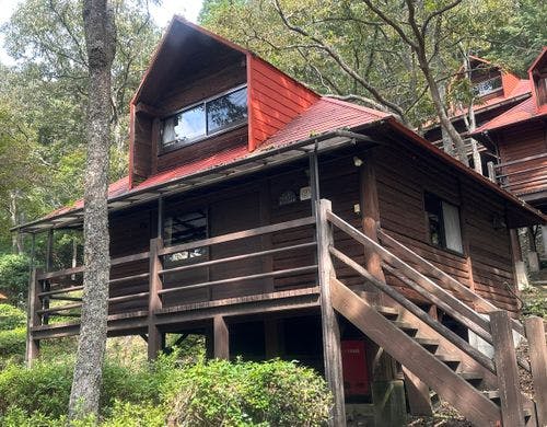 コテージAリビング01