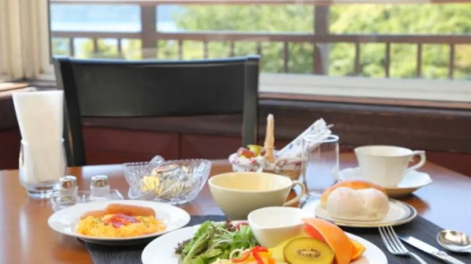 Hakone Elegance