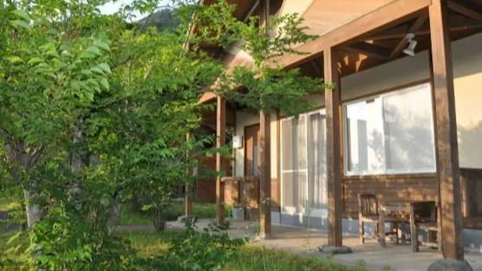 Golden Utopia Ochi - Shiki no Mori Guesthouse