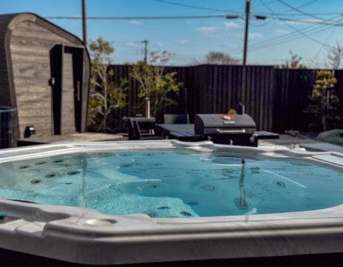 Jacuzzi