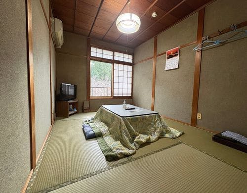 やまがら・6畳