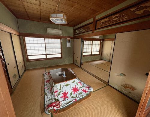 別館二階・6畳