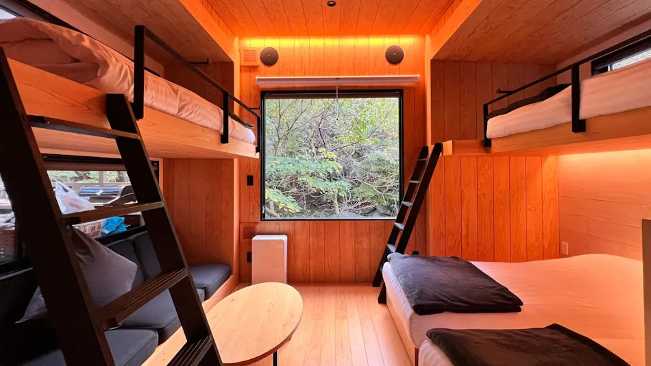 Tiny Base The MOUNTAiN